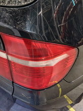 Load image into Gallery viewer, OUTER TAIL LIGHT LAMP BMW X5 X5M 07 08 09 10 Right - NW282835