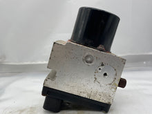 Load image into Gallery viewer, ABS Pump Cadillac DTS 2008 - NW522646