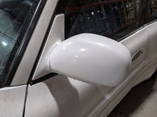Load image into Gallery viewer, SIDE VIEW MIRROR Toyota Rav 4 1996 96 97 98 99 00 Left - NW283154