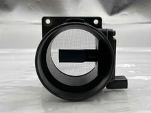 Load image into Gallery viewer, Mass Air Flow Sensor Meter MAF A4 A6 Passat 00 01 02 03 04 05 - NW5682