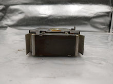 Load image into Gallery viewer, Radio Oldsmobile Allante 1989 - NW285963