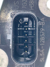 Load image into Gallery viewer, Mass Air Flow Sensor Meter MAF Crown Victoria E150 Van E250 04-14 - NW4603