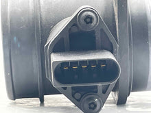 Load image into Gallery viewer, Mass Air Flow Sensor Meter MAF A4 TT Beetle Golf Golf Cabriolet 00-07 - NW5638