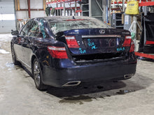 Load image into Gallery viewer, CARRIER ASSEMBLY Lexus GS460 LS460 2007-2017 RWD - NW287213