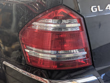 Load image into Gallery viewer, TAIL LIGHT LAMP ASSEMBLY Gl320 Gl450 Gl550 07 08 09 UPPER Left - NW288989