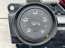 Load image into Gallery viewer, Temperature Controls Subaru Impreza 2018 - NW288663