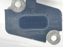 Load image into Gallery viewer, Mass Air Flow Sensor Meter MAF Crown Victoria E150 Van E250 04-14 - NW4558