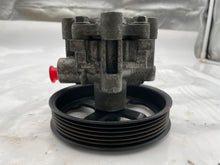Load image into Gallery viewer, Power Steering Pump Jeep Compass 2015 - NW162761