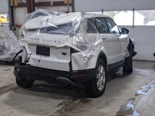 Load image into Gallery viewer, CARRIER ASSEMBLY Land Rover Evoque 14 15 16 17 18 - NW288433