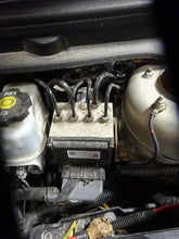Load image into Gallery viewer, ABS ANTI-LOCK BRAKE PUMP Chevrolet Malibu 2011 11 - NW539