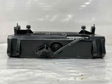 Load image into Gallery viewer, CD Changer Passat 2006 06 2007 07 2008 08 - NW140200