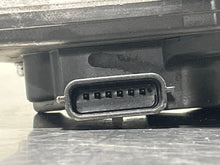 Load image into Gallery viewer, THROTTLE BODY Infiniti G25 2011 11 2012 12 - NW290094
