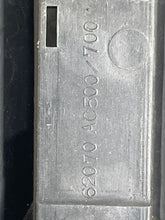 Load image into Gallery viewer, GRILLE Infiniti G35 2005 05 2006 06 Upper - NW507757