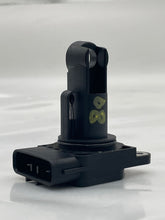 Load image into Gallery viewer, Mass Air Flow Sensor Meter MAF LR2 LR3 Range Rover Range 05-12 - NW5447
