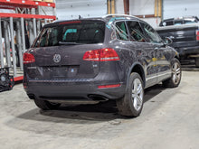 Load image into Gallery viewer, CARRIER ASSEMBLY Audi Q7 Volkswagen Touareg 11 12 13 14 15 - NW292522