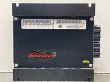 Load image into Gallery viewer, Amplifier Volkswagen Passat 2003 03 2004 04 2005 05 - NW292713