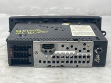 Load image into Gallery viewer, Radio Mercedes CLK320 C240 C320 C32 2001 01 2002 02 2003 03 2004 04 2005 05 - NW138417