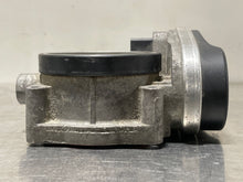 Load image into Gallery viewer, THROTTLE BODY BMW 745I 545I X5 2002 02 03 04 05 06 - NW489971