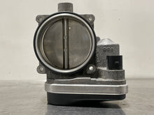 Load image into Gallery viewer, THROTTLE BODY BMW 745I 545I X5 2002 02 03 04 05 06 - NW489971