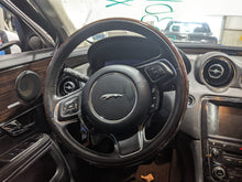 Load image into Gallery viewer, Steering Wheel Jaguar XJ 2012 - NW294120