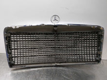 Load image into Gallery viewer, GRILL Mercedes 300D 300E 420 560SEL 86 87 88 89 90 91 - NW294448