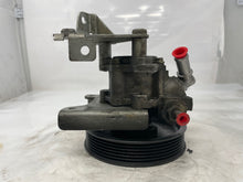 Load image into Gallery viewer, POWER STEERING PUMP 320i 323i 330i 1999 99 2001 01 - NW163078