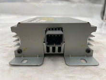 Load image into Gallery viewer, Amplifier Lincoln LS Thunderbird 00 01 02 03 04 05 06 - NW135588