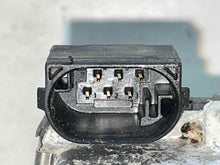 Load image into Gallery viewer, THROTTLE BODY MERCEDES CLK320 ML320 01 - 06 FITS MANY - NW297573