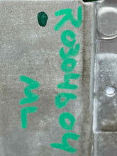 Load image into Gallery viewer, TRANSFER CASE CONTROL COMPUTER ML320 ML430 98 99 - 05 - NW297237
