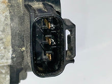 Load image into Gallery viewer, Throttle Body Toyota MR2 2001 - NW178635