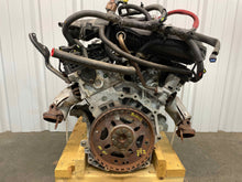 Load image into Gallery viewer, Engine Motor Chrysler 300 2008 - NW299357