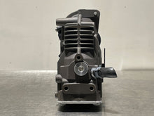Load image into Gallery viewer, Suspension Air Compressor Pump Jaguar XJ 2017 - NW299679