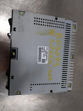 Load image into Gallery viewer, Radio SIERRA 1500 PICKUP 2018 - NW300192