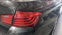 Load image into Gallery viewer, OUTER TAIL LIGHT LAMP 528i 535i 550i Active 5 M5 14 15 16 Right - NW301609