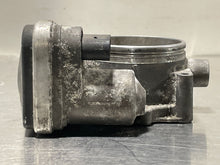 Load image into Gallery viewer, THROTTLE BODY BMW 745I 545I X5 2002 02 03 04 05 06 - NW177822