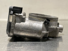 Load image into Gallery viewer, THROTTLE BODY MERCEDES CLK320 ML320 01 - 06 FITS MANY - NW178413