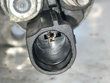 Load image into Gallery viewer, STARTER Beetle Jetta Rabbit 05 06 07 08 2.5L Auto - NW303268