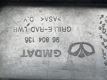 Load image into Gallery viewer, Grille Saturn Vue 2008 - NW98706