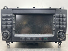 Load image into Gallery viewer, Radio MERCEDES C-CLASS 2007 - NW305336