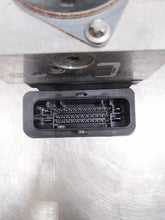 Load image into Gallery viewer, ABS ANTI-LOCK BRAKE PUMP Gl350 Gl450 Gl550 GL63 AMG ML350 ML450 14-15 - NW522651