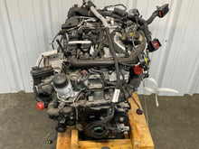 Load image into Gallery viewer, Engine Motor F-PACE 2020 - NW306061
