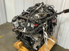 Load image into Gallery viewer, Engine Motor F-PACE 2020 - NW306061