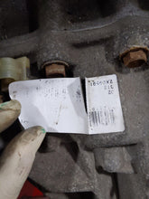 Load image into Gallery viewer, TRANSFER CASE FRONTIER XTERRA 2002 03 04 V6 AUTO - NW306470
