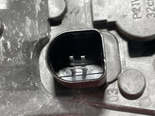 Load image into Gallery viewer, OUTER TAIL LIGHT LAMP A4 S4 2009 09 2010 10 2011 11 2012 12 Right - NW307327