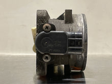 Load image into Gallery viewer, Throttle Body Lincoln Navigator 2004 - NW309386