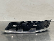 Load image into Gallery viewer, Grille SAAB 9-3 2003 - NW98651