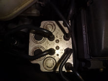 Load image into Gallery viewer, ABS PUMP Saab 9-3 2003 03 2004 04 2005 05 - NW2376