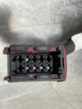 Load image into Gallery viewer, HEADLIGHT LAMP ASSEMBLY Volvo XC90 2003-2014 Left - NW103828