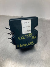 Load image into Gallery viewer, ABS Pump INFINITI QX30 2018 - NW308477