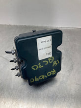 Load image into Gallery viewer, ABS Pump INFINITI QX30 2018 - NW308477